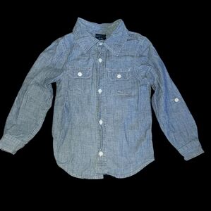 👦🏻Boys Size 5T Button Down Shirt 👦🏾